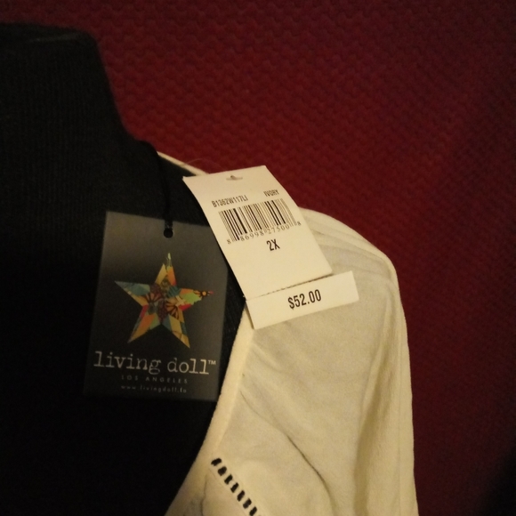 Living Doll Ivory Blouse - Picture 4 of 4